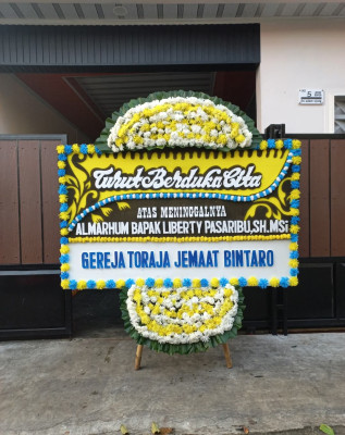Papan Bunga Duka di Melintang