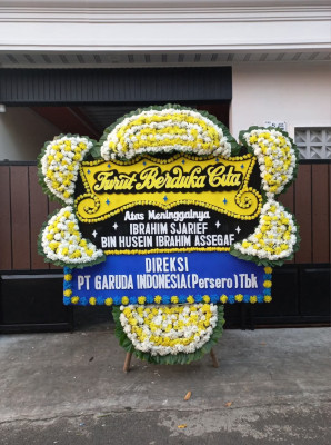 Papan Bunga Duka di Melintang